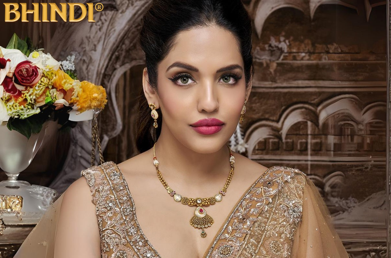 What are the Different Types of Meenakari Jewelry Designs and Motifs Commonly Used?