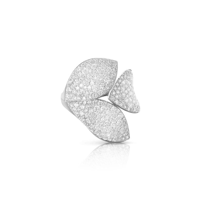 Giardini Segreti Three Leaves Ring in 18K White Gold with White Diamonds.