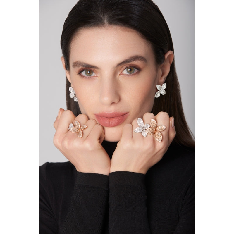 Giardini Segreti Ring in 18K White and Rose Gold with White and Champagne Diamonds.