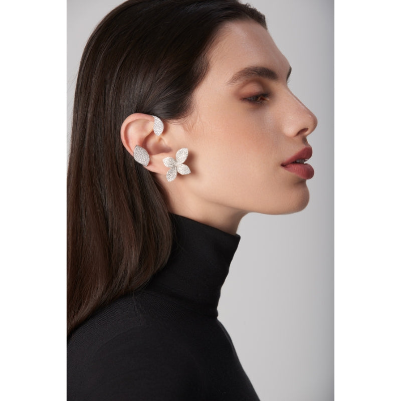 Aleluiá Ear Cuff in 18K White Gold with White Diamonds.
