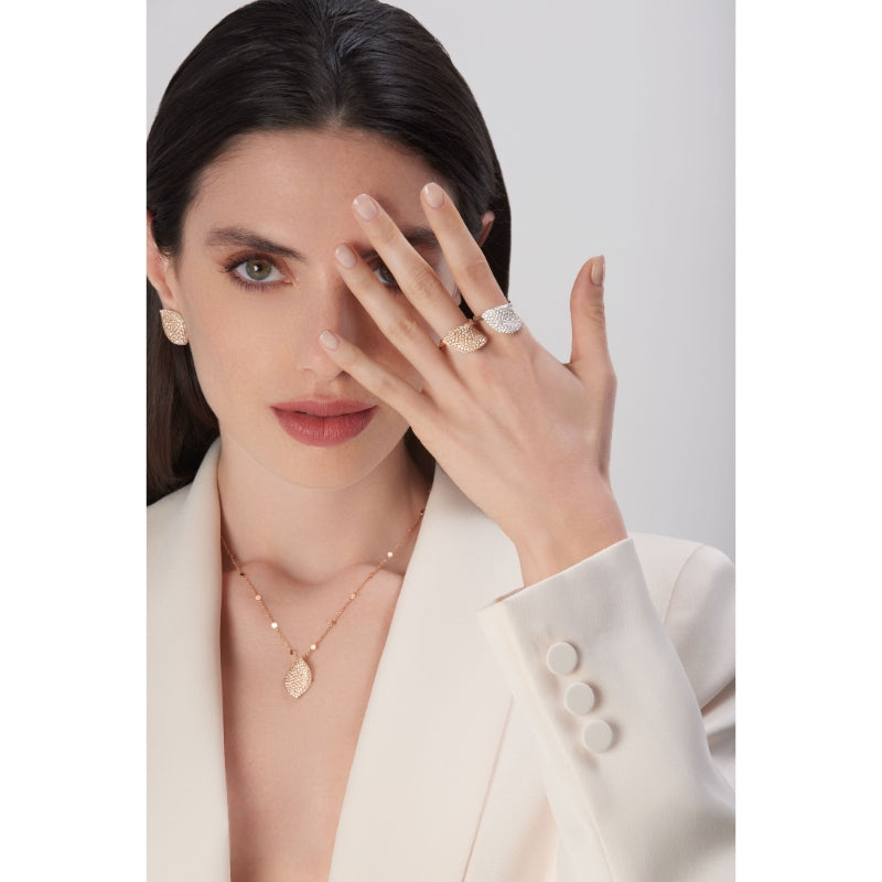 Aleluiá Necklace in 18K Rose Gold with White and Champagne Diamonds.