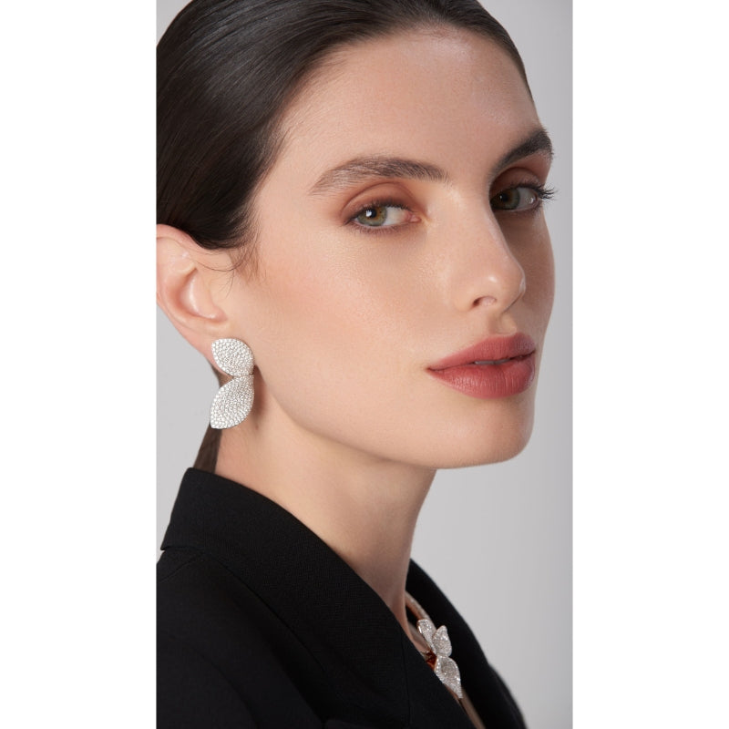 Giardini Segreti Earrings in 18K White Gold with White Diamonds.