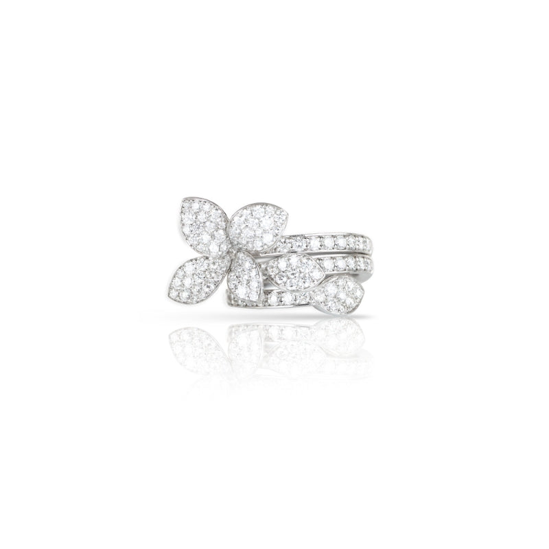 Heart to Earth Ring in 18K White Gold with and White Diamonds.