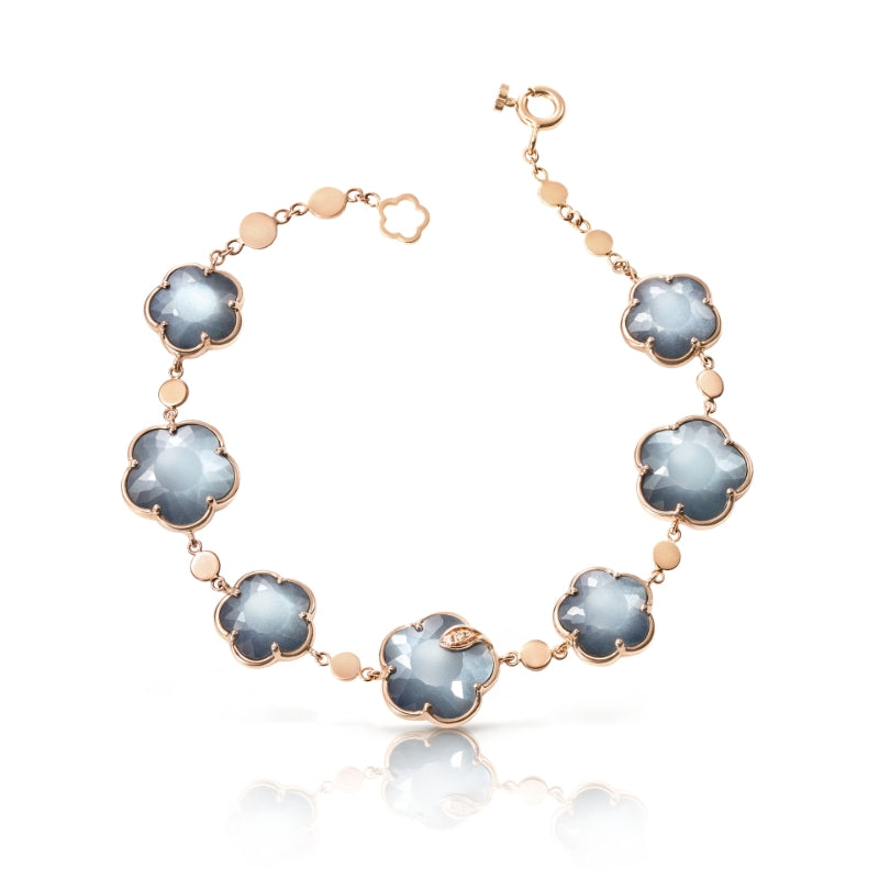 Ton Joli Bracelet in 18K Rose Gold with Lunar Night Blue Gem and Diamonds.