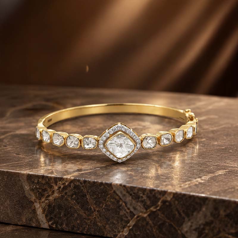 Stunning Yellow Gold bangle with uncut diamonds