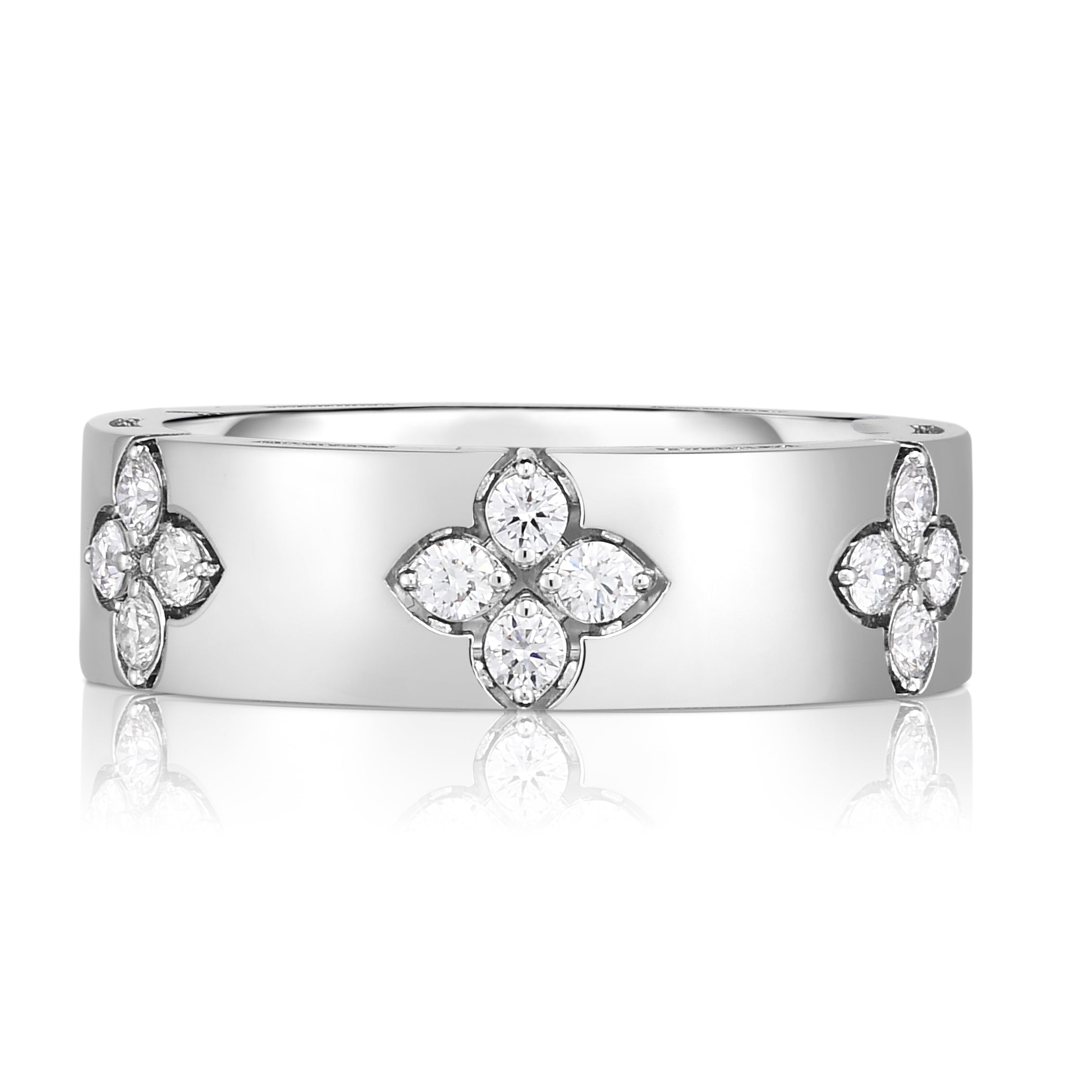 18K WHITE GOLD LOVE IN VERONA WIDE DIAMOND RING