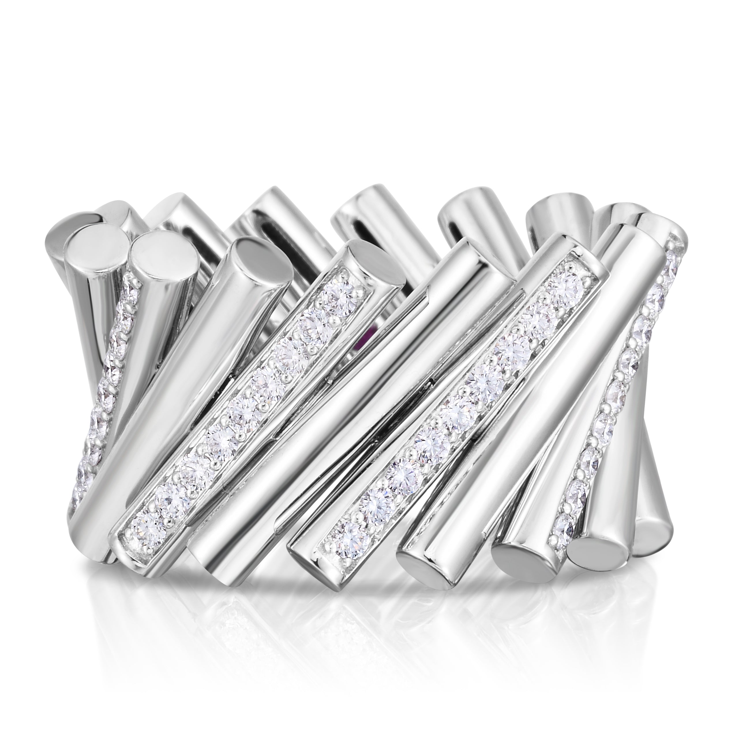 18K WHITE GOLD DOMINO ALTERNATING DIAMOND ROW RING
