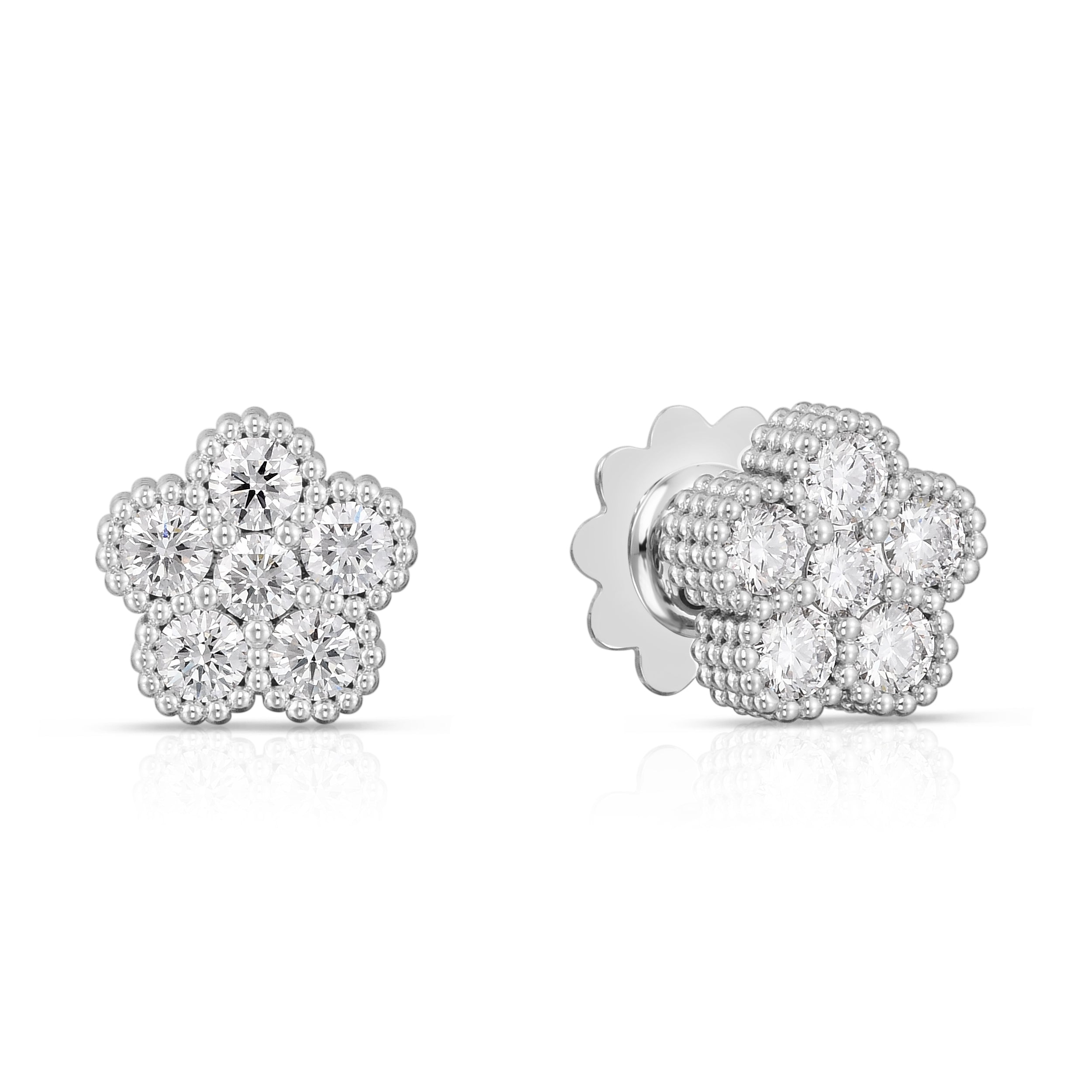18K WHITE GOLD DIAMOND CLASSIC MEDIUM DAISY STUD EARRINGS