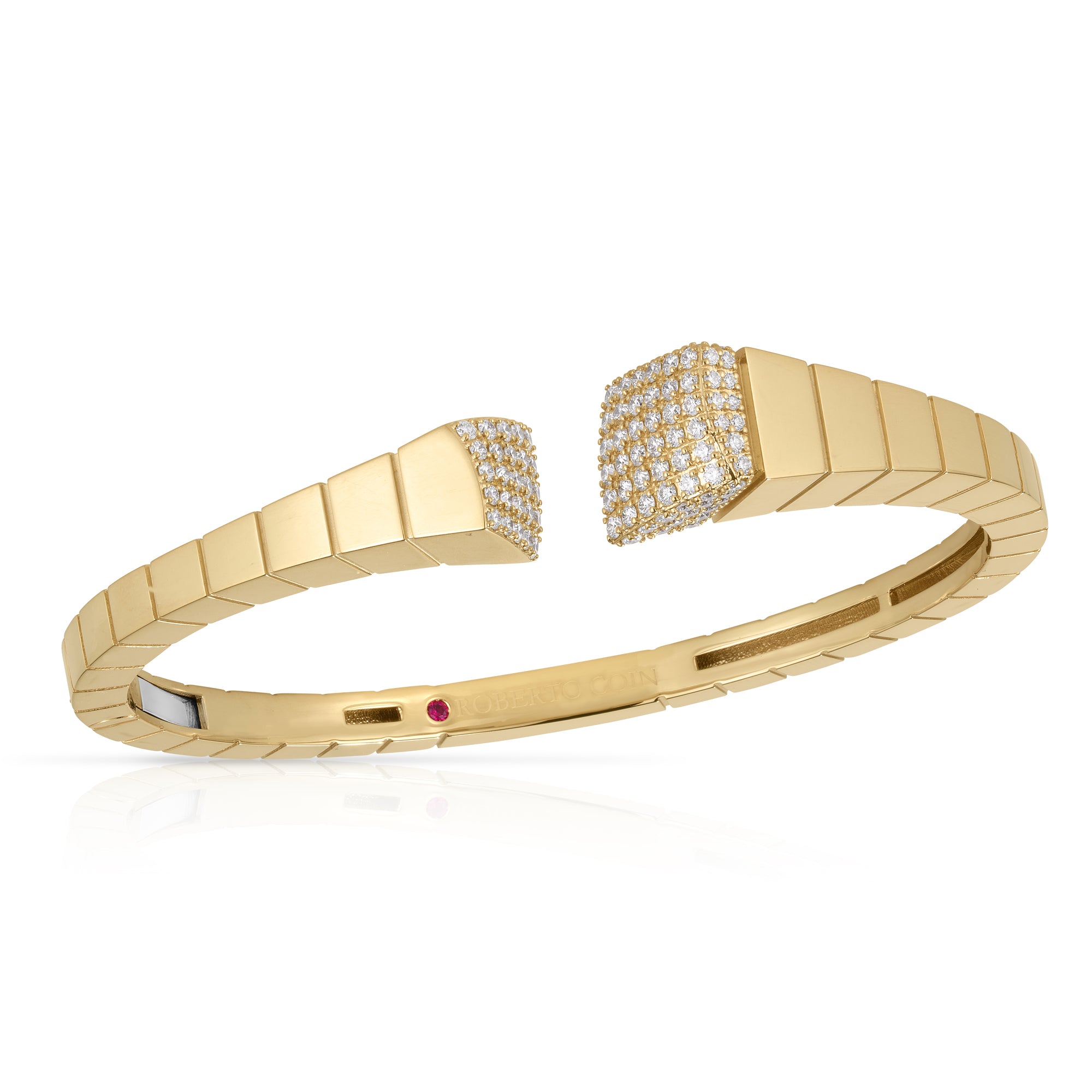 18K YELLOW GOLD OBELISCO PAVE DIAMOND ENDS BANGLE