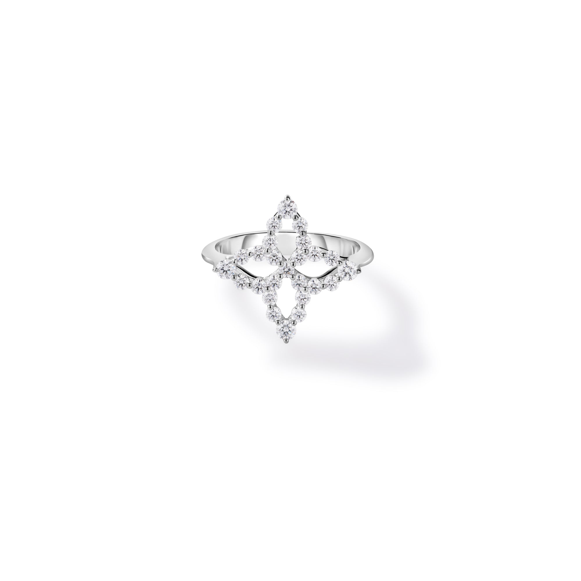18K WHITE GOLD DIAMOND PRINCESS OUTLINE FLOWER RING