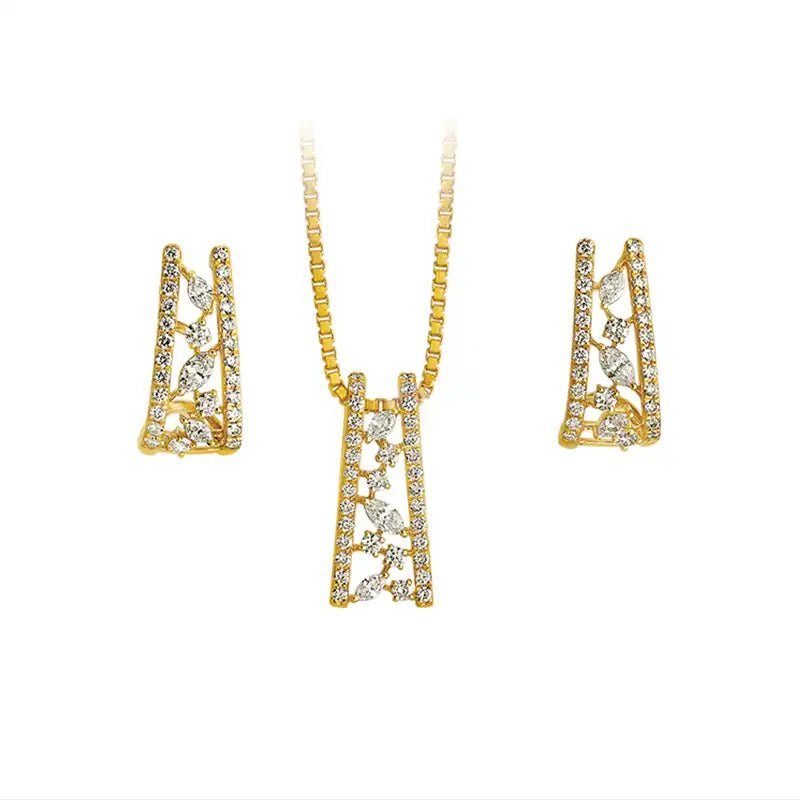 Signature Gold Diamond Pendant Set with chain