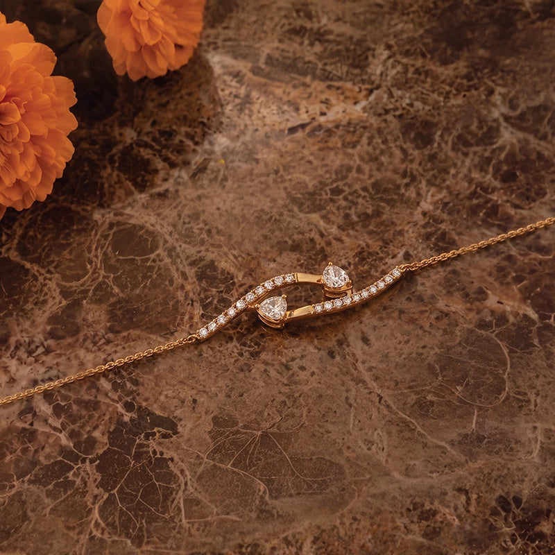 Delicate 18K Yellow Gold Bracelet with Sparkling Diamonds for Her
