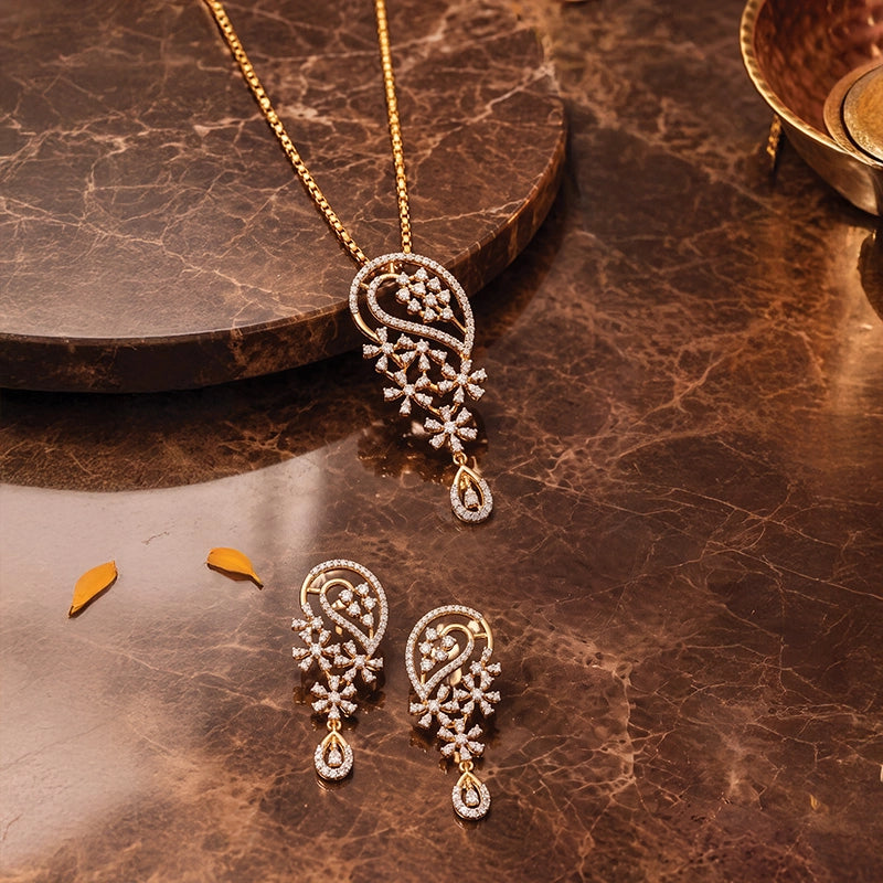 Elegant 18k Yellow Gold Pendant Set with Sparkling Diamonds and 16 Inch Chain