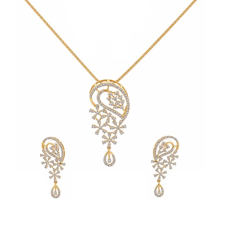 Elegant 18k Yellow Gold Pendant Set with Sparkling Diamonds and 16 Inch Chain
