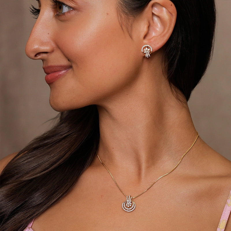 Elegant 18K Yellow Gold Diamond Pendant Set with Hanging Earrings and Chain