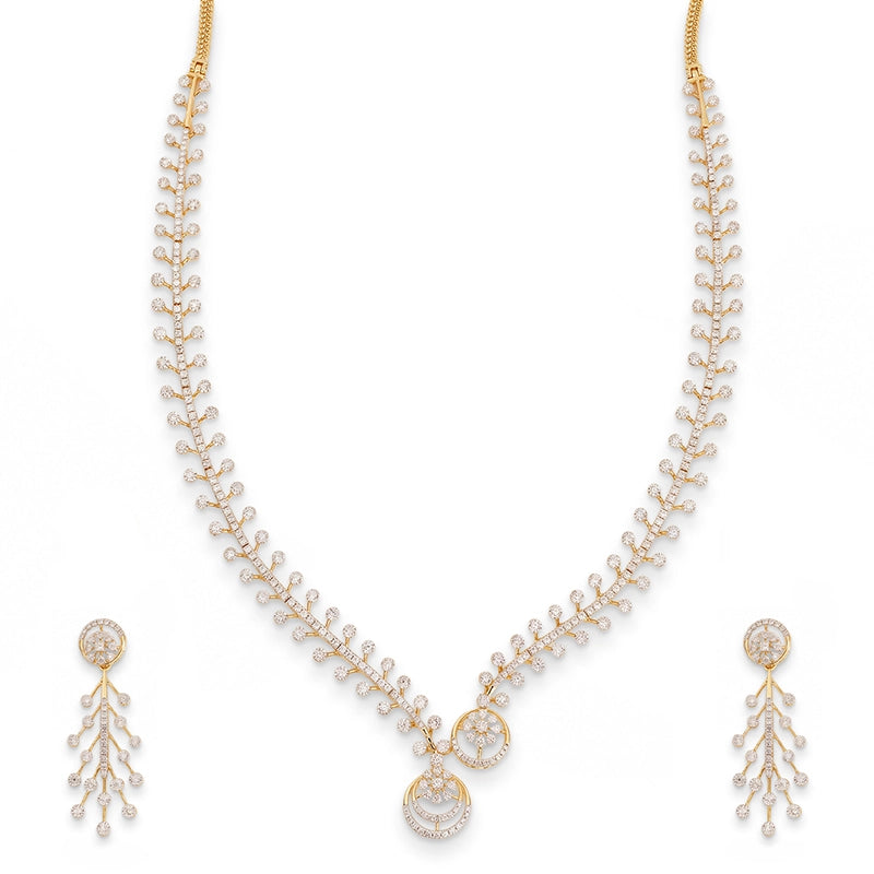 Elegant 18K Yellow Gold Necklace and Earring Set with Sparkling Diamonds