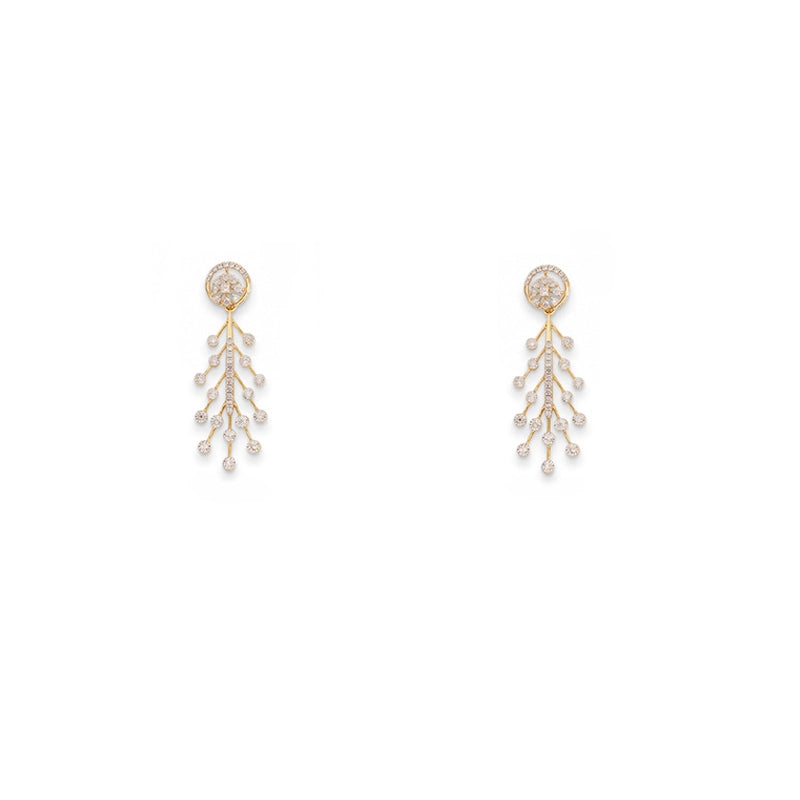 Elegant 18K Yellow Gold Necklace and Earring Set with Sparkling Diamonds