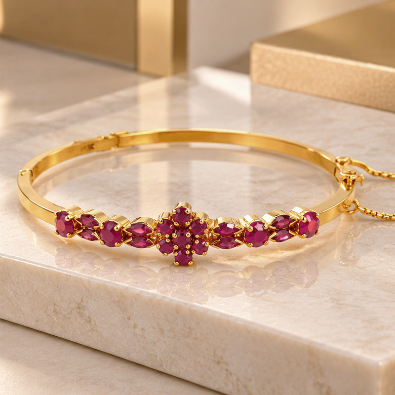 Elegant 22K Yellow Gold Free Size Fashion Bangle for Women