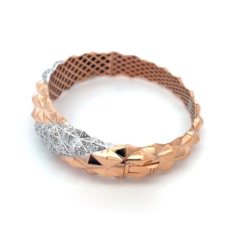Elegant 18K Rose Gold Two Tone Bangle Bracelet for Women with Quality Craftsmanship
