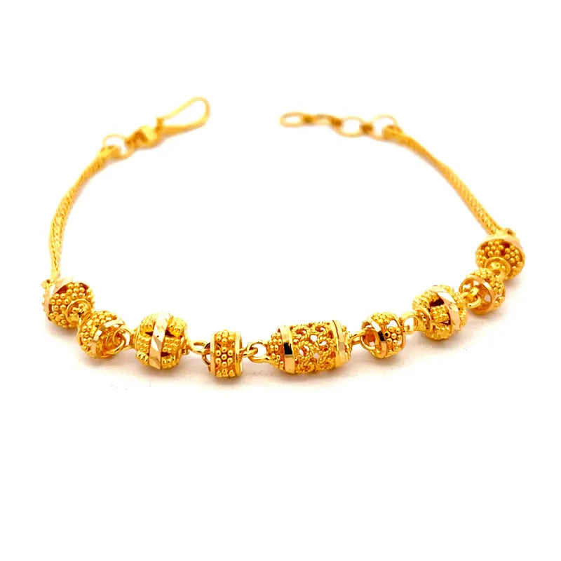 Elegant 22K Yellow Gold Bracelet for Everyday Wear and Special Occasions