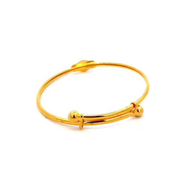 Elegant 22K yellow gold baby bangle set for a special little one