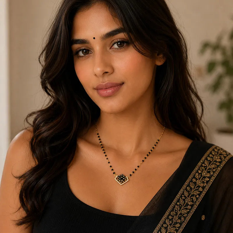 Charming 18K Yellow Gold Diamond Mangalsutra Necklace for Everyday Sophistication