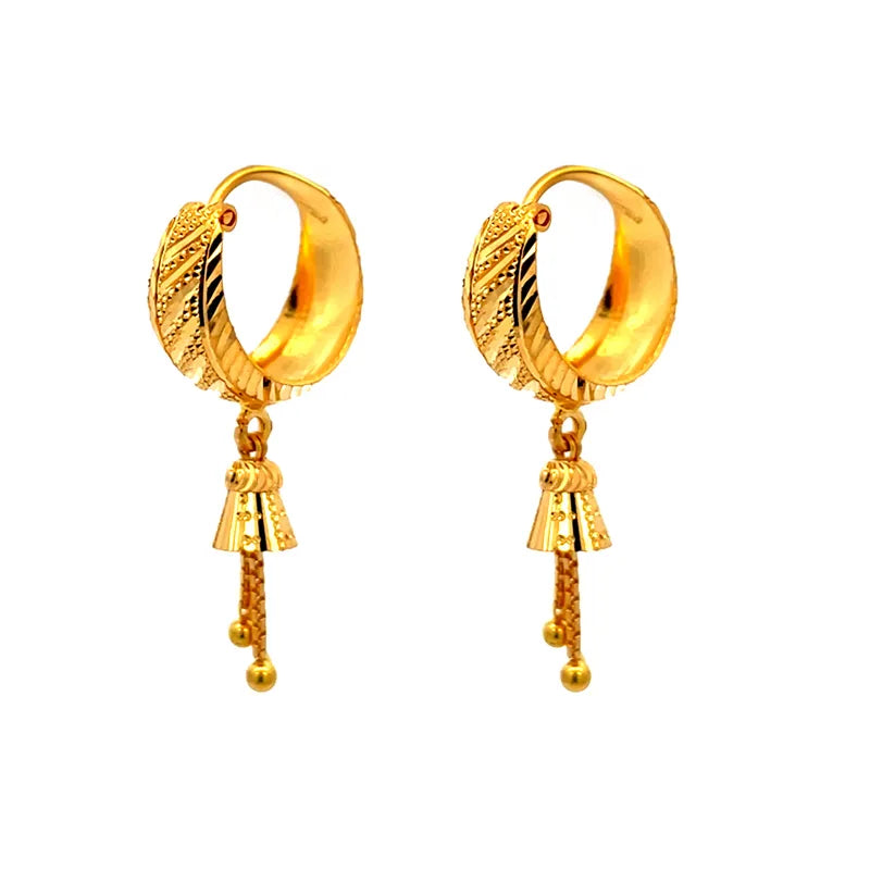 Elegant 22K yellow gold earrings, classic design, versatile for daily wear and special occasions