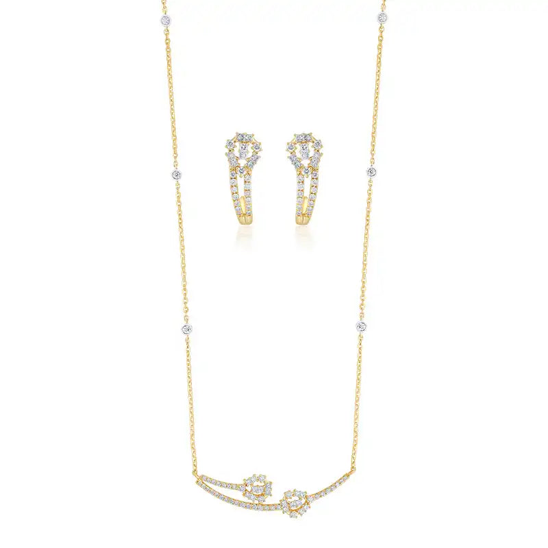 Elegant 18K Gold Diamond Pendant Set
