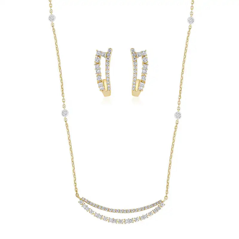 Delicate 18K Gold Diamond Pendant Set