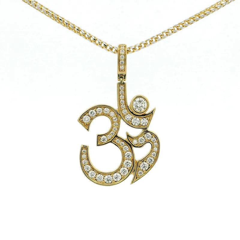 Majestic Om pendant 18K Yellow gold diamonds