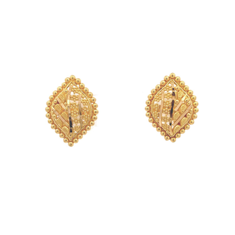 Beautiful 22K Yellow Gold Pendant and Earrings Set for Timeless Elegance