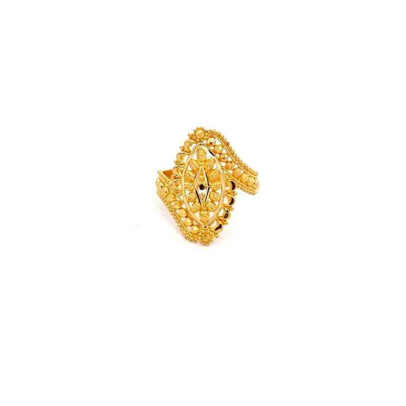 Elegant 22k Yellow Gold Ring Size 6.25 for Timeless Appeal