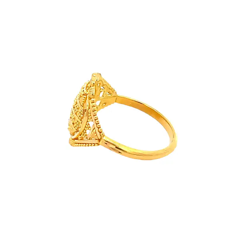 22k Gold Classic Elegance Ring - Size 6.75