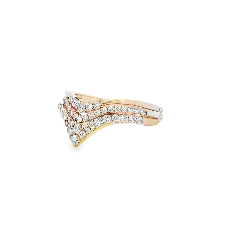 Elegant Wave Design Ring