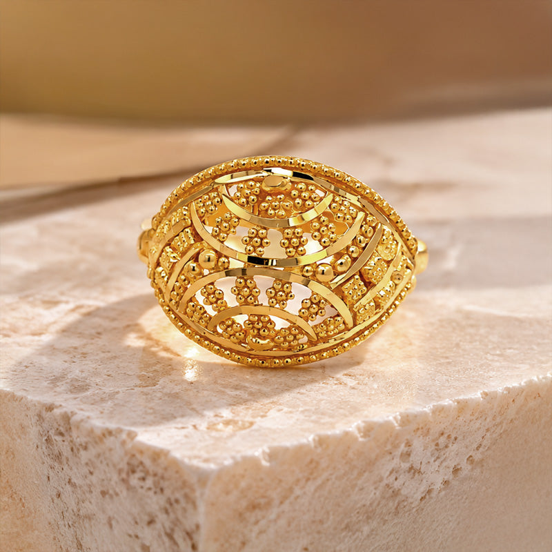Luxe Gold Fashion Ring in 22K