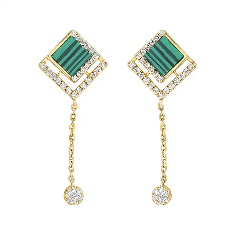 Pendant Set in Gold and Diamonds