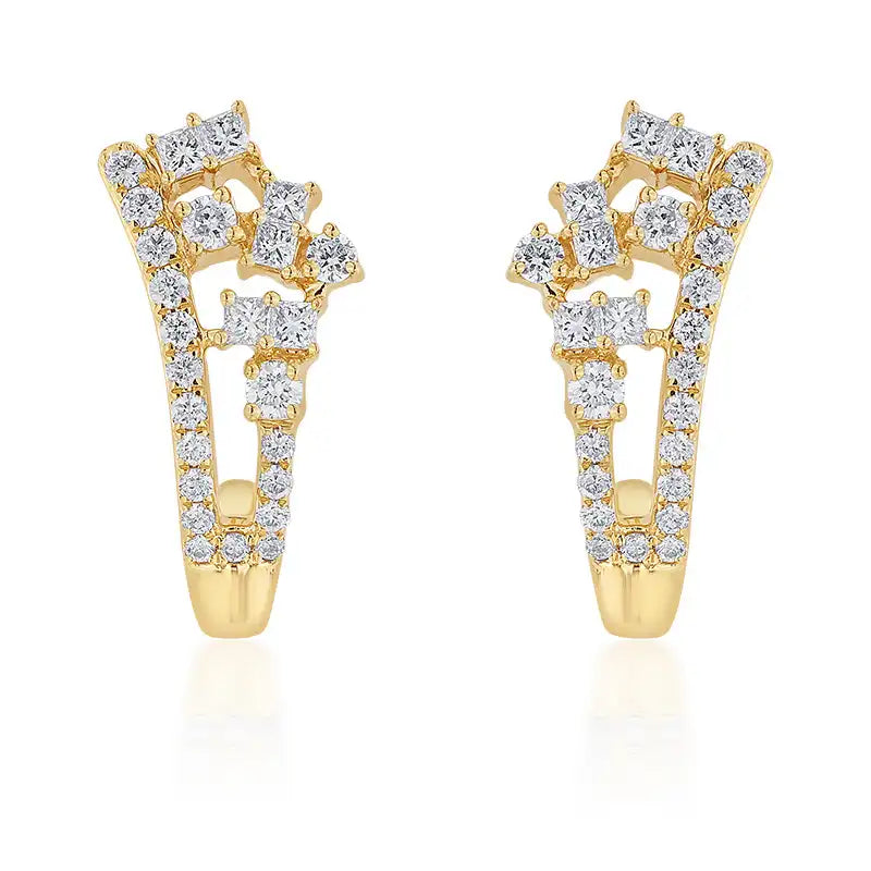 Delicate 18K Gold Diamond Pendant Set