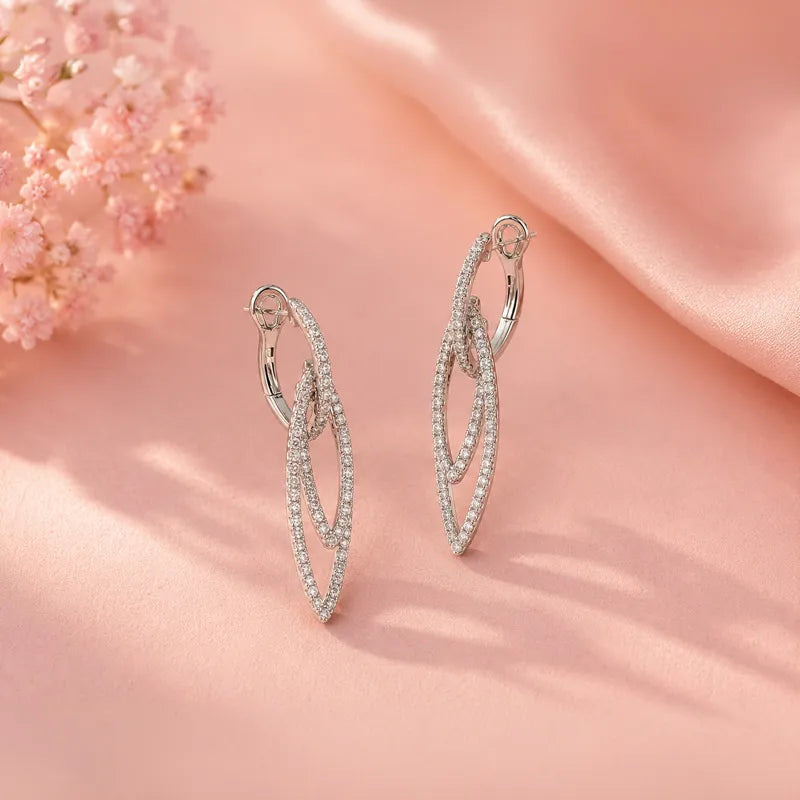 18K White Gold Diamond Hanging Earrings