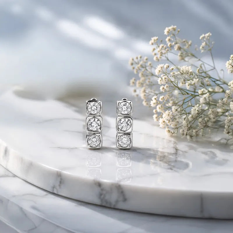 18K Gold Diamond Earrings
