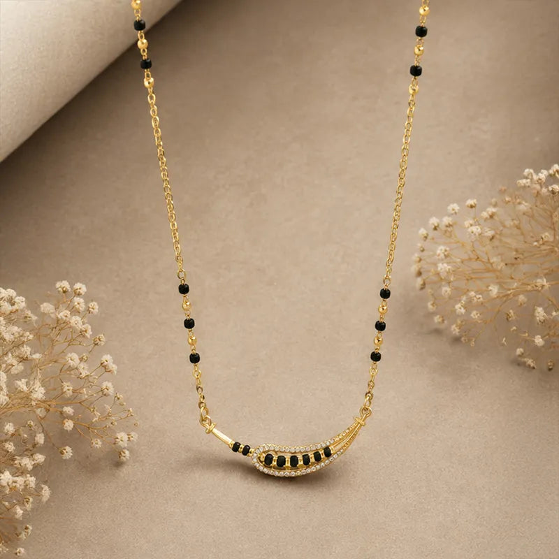 Ornate 18K Yellow Gold Diamond Mangalsutra Necklace for Everyday Wear