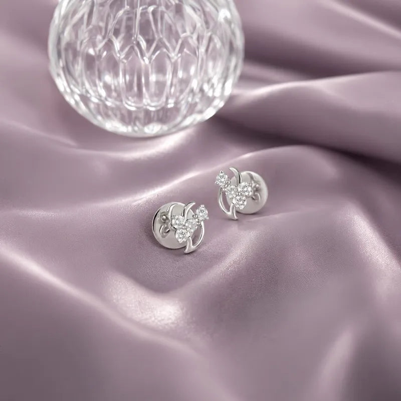 18K White Gold Diamond Spiral Stud Earrings