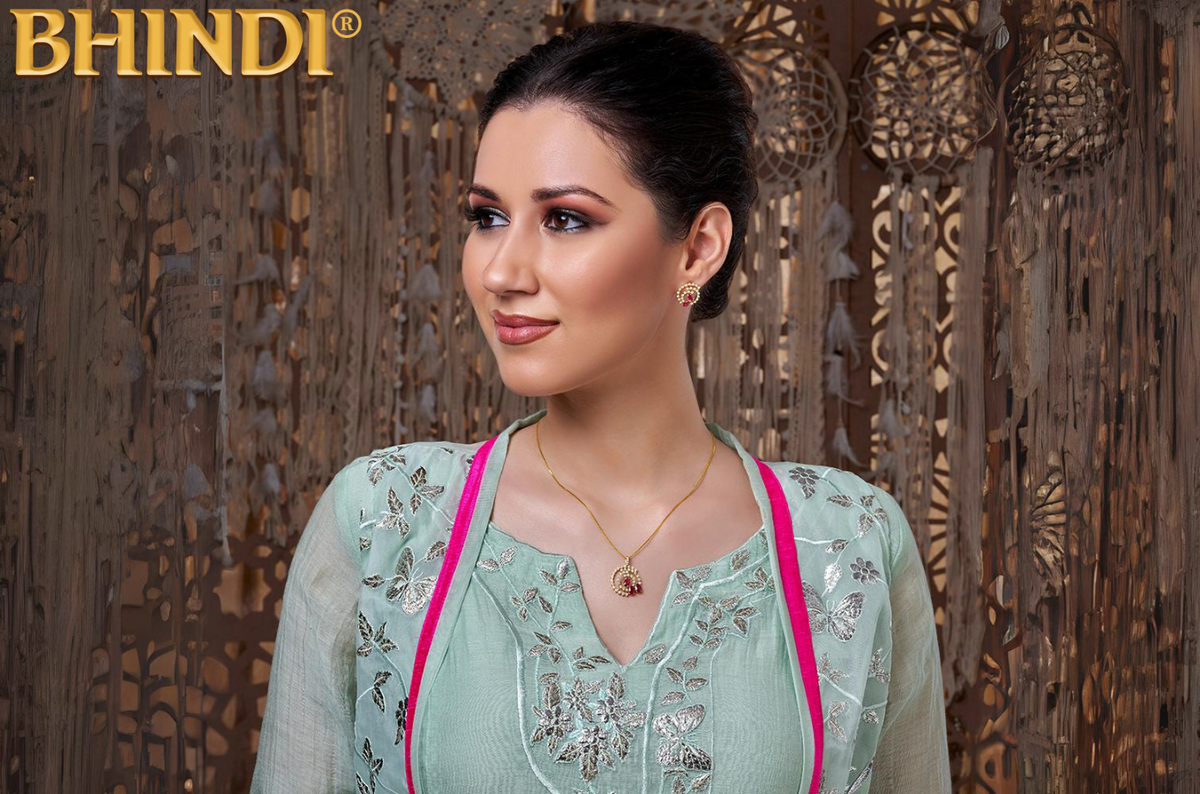Guide to Buy Gold Diamond Stud Earrings for a Statement Making Look