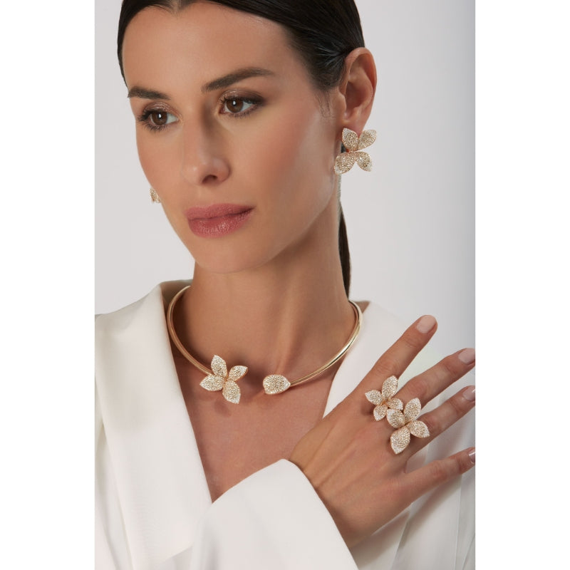 Giardini Segreti Single Flower Collier in 18K Rose Gold with White and Champagne Diamonds.