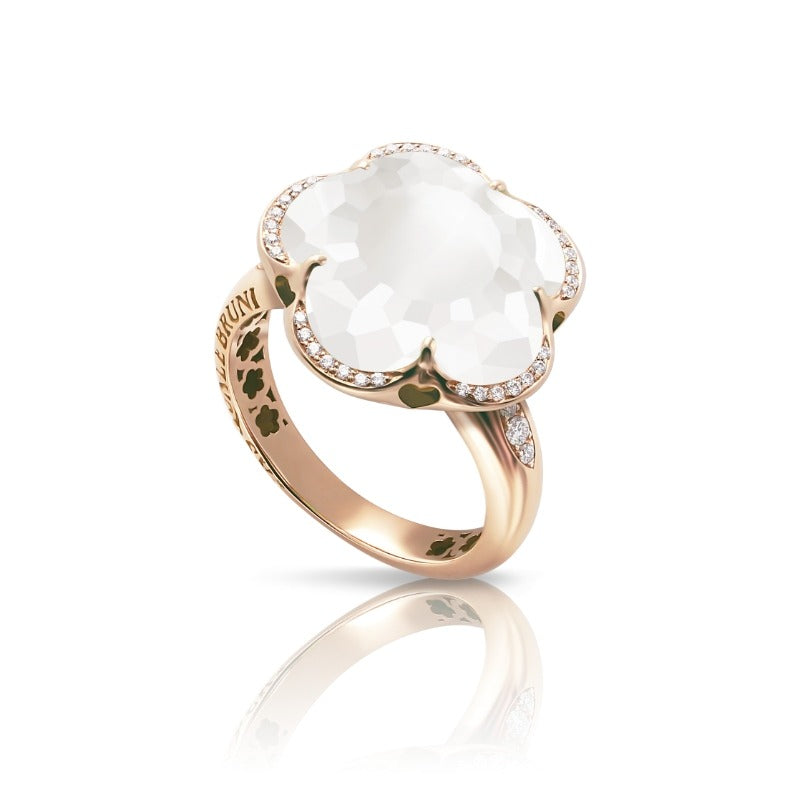 Bon Ton Ring in 18K Rose Gold with Milky Quartz and White Diamonds.