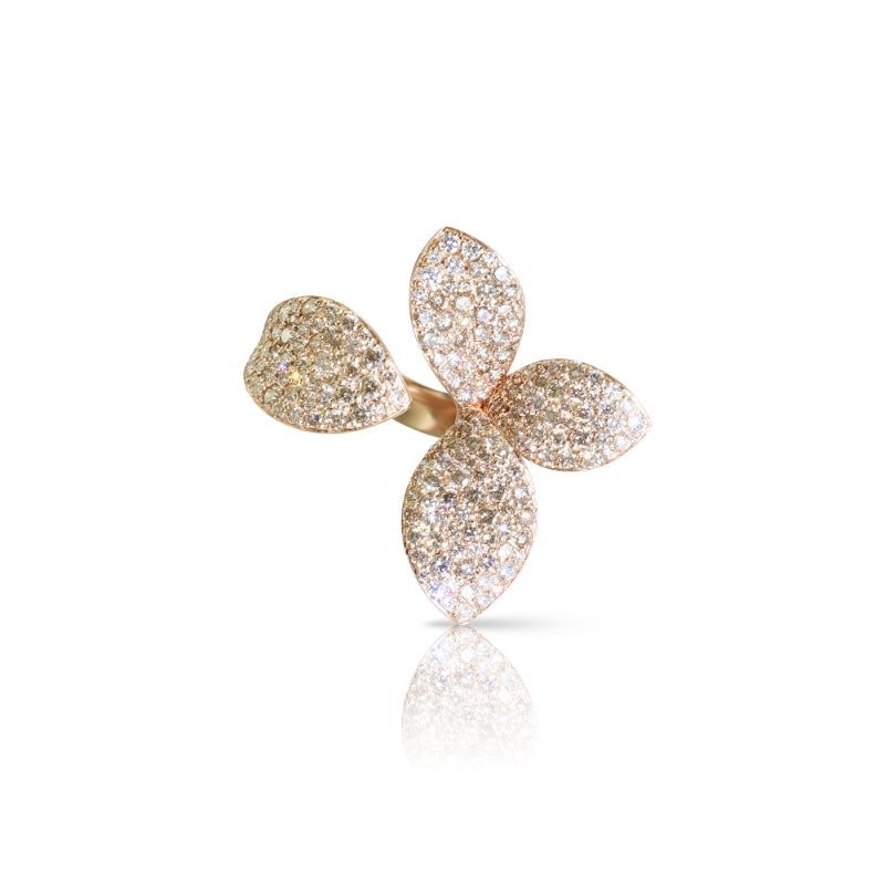 Giardini Segreti Four Leaves Flower Pinky Ring in 18K Rose Gold with White and Champagne Diamonds. Suitable for left hand endorsement.