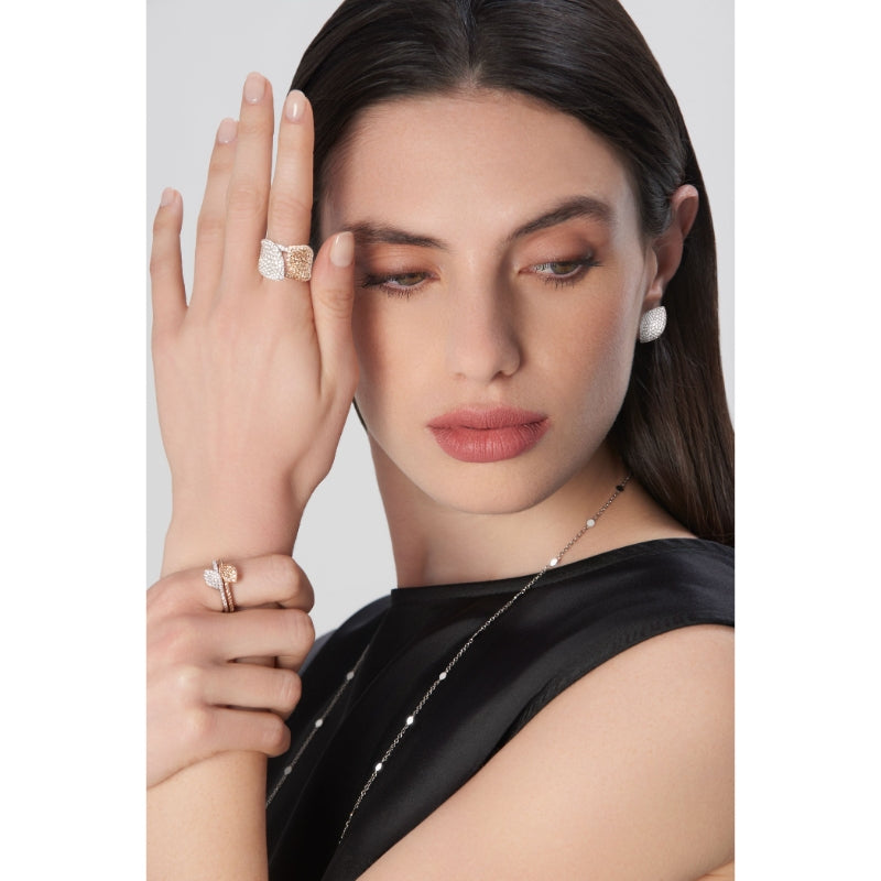 Alelui&aacute; Ring in 18K Rose Gold with White and Champagne Diamonds.