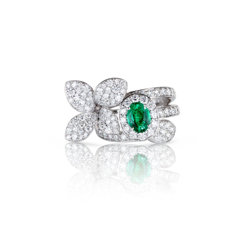 Heart to Earth Ring in 18K White Gold with Oval Emerald 6x8mm and White Diamonds.