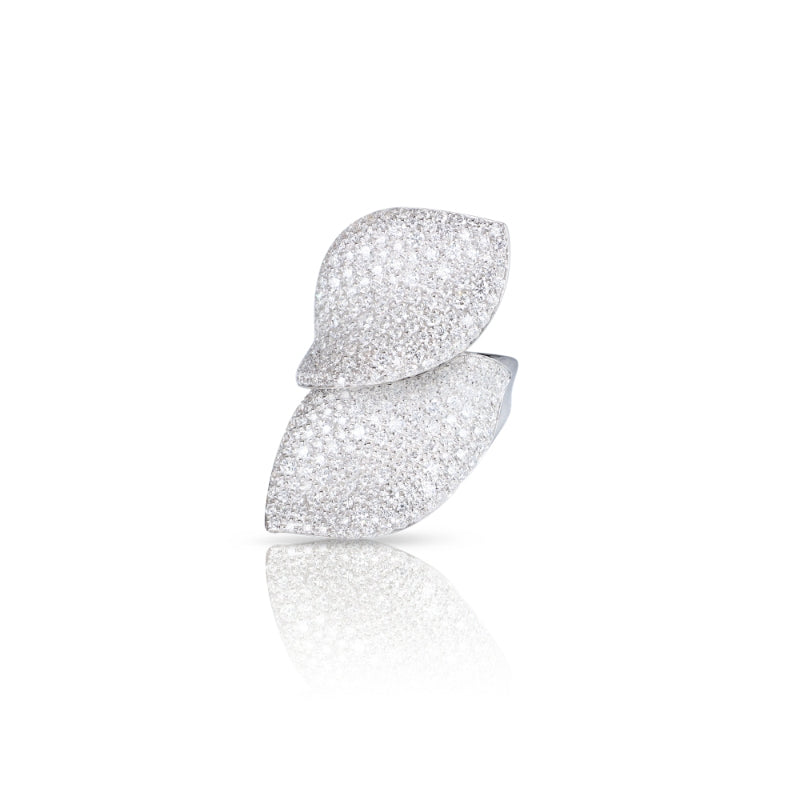 Alelui&aacute; Ring in 18K White Gold with White Diamonds.
