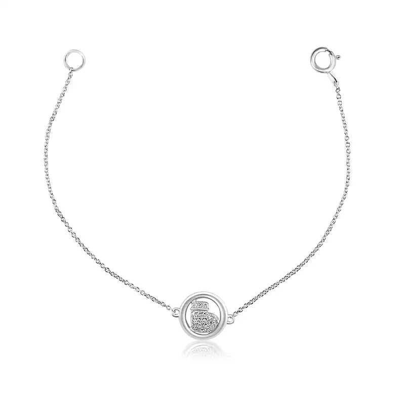 Charming 18K White Gold Baby Bracelet with Adorable Charm for Little Girls