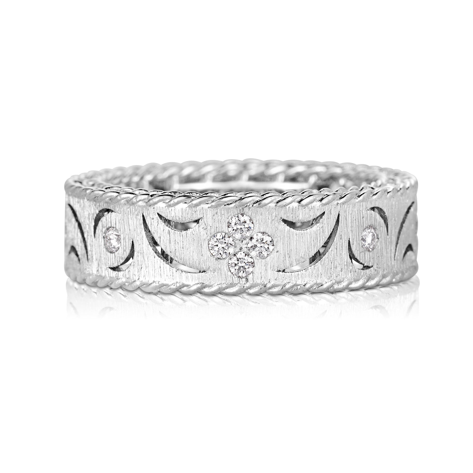 18K WHITE GOLD PRINCESS DIAMOND & SATIN FINISH RING